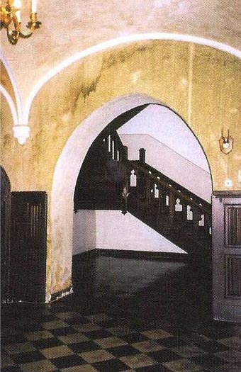 Интерьер до реставрации